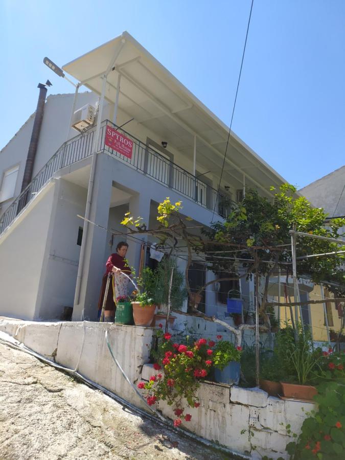 Spiros Full House In Marathiasアパートメント エクステリア 写真